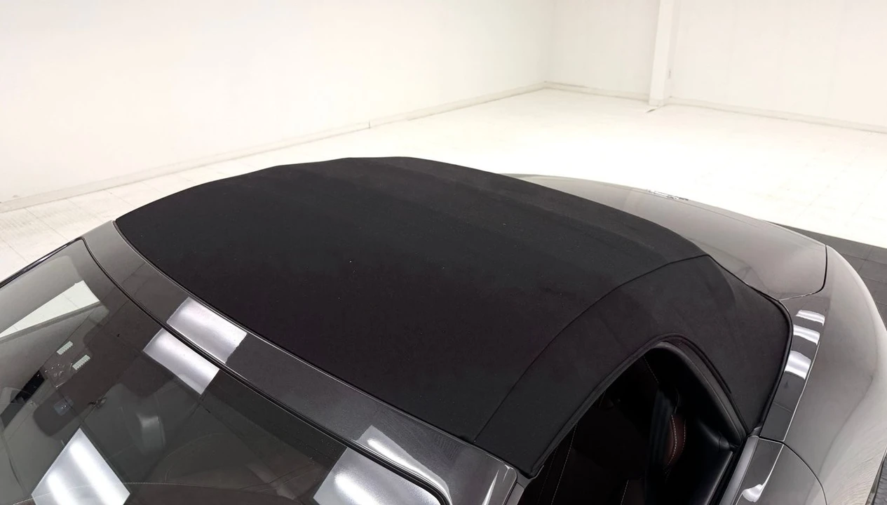 2014 Jaguar - Image 19 of 31