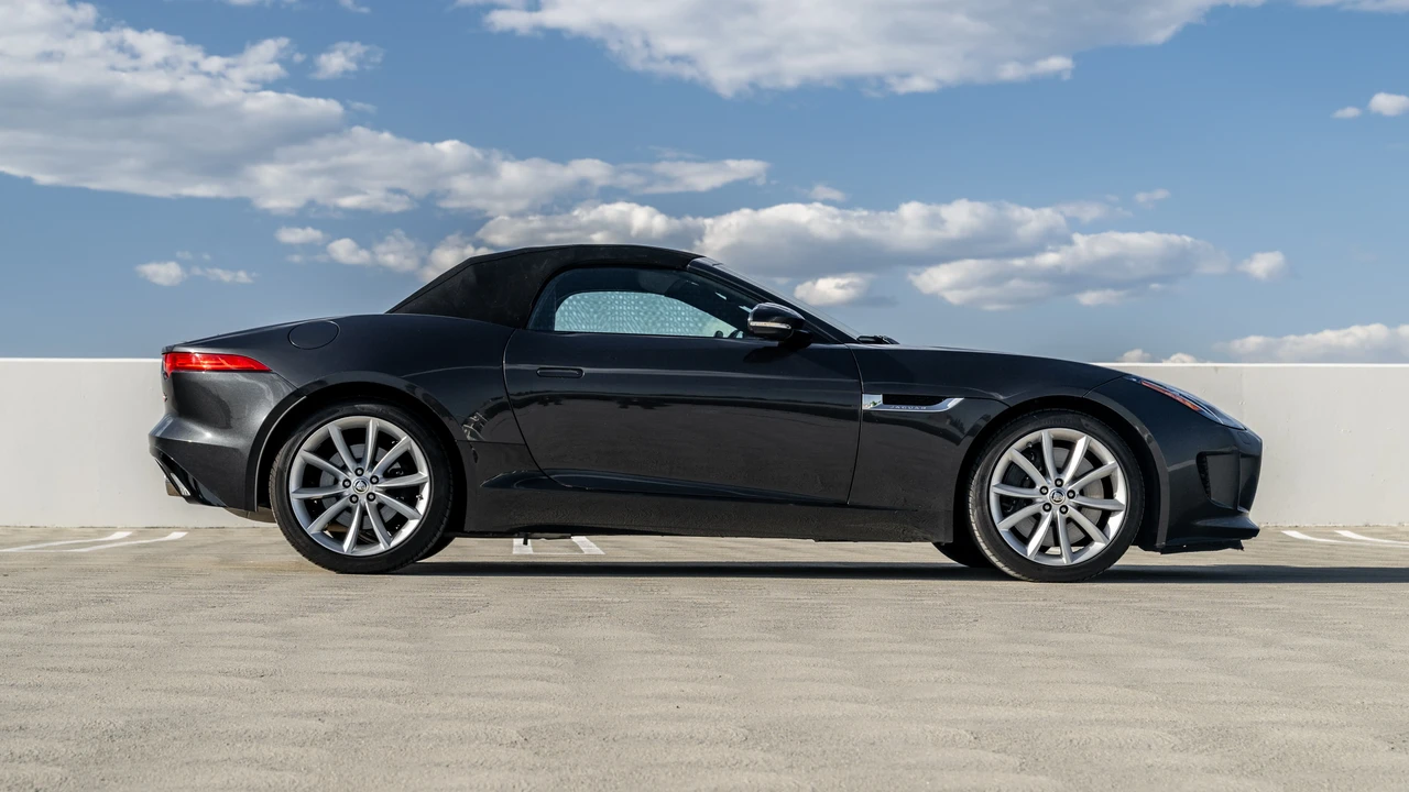 2014 Jaguar F-Type 1st Gen - Image 13 of 31