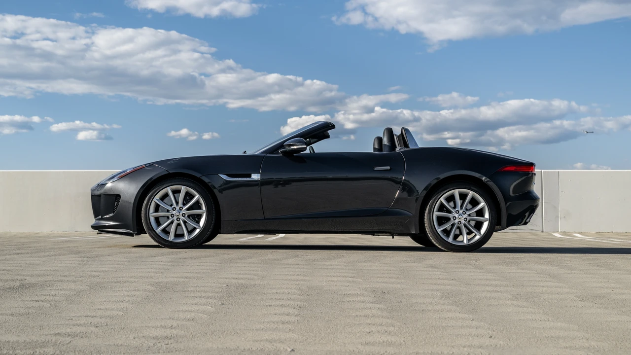 2014 Jaguar F-Type 1st Gen - Image 9 of 31