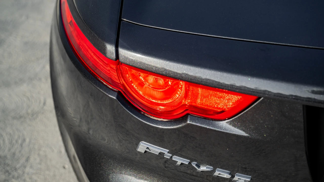 2014 Jaguar F-Type 1st Gen - Image 25 of 31