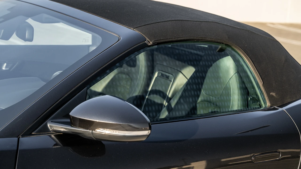 2014 Jaguar F-Type 1st Gen - Image 28 of 31