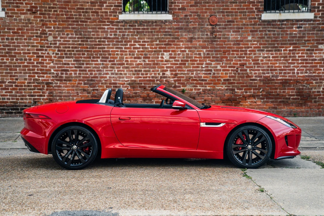 2014 Jaguar F-Type 1st Gen - Image 16 of 31