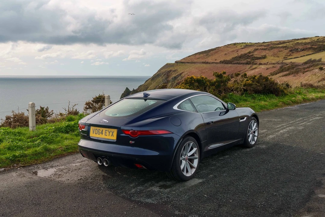 2014 Jaguar F-Type 1st Gen - Image 21 of 30