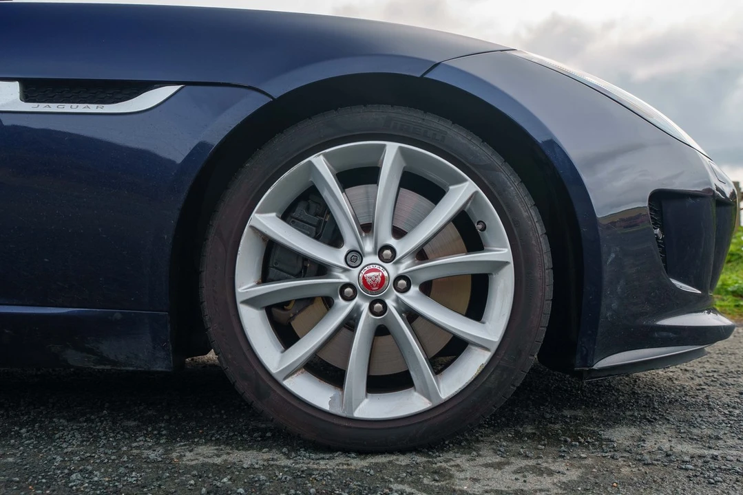 2014 Jaguar F-Type 1st Gen - Image 5 of 30
