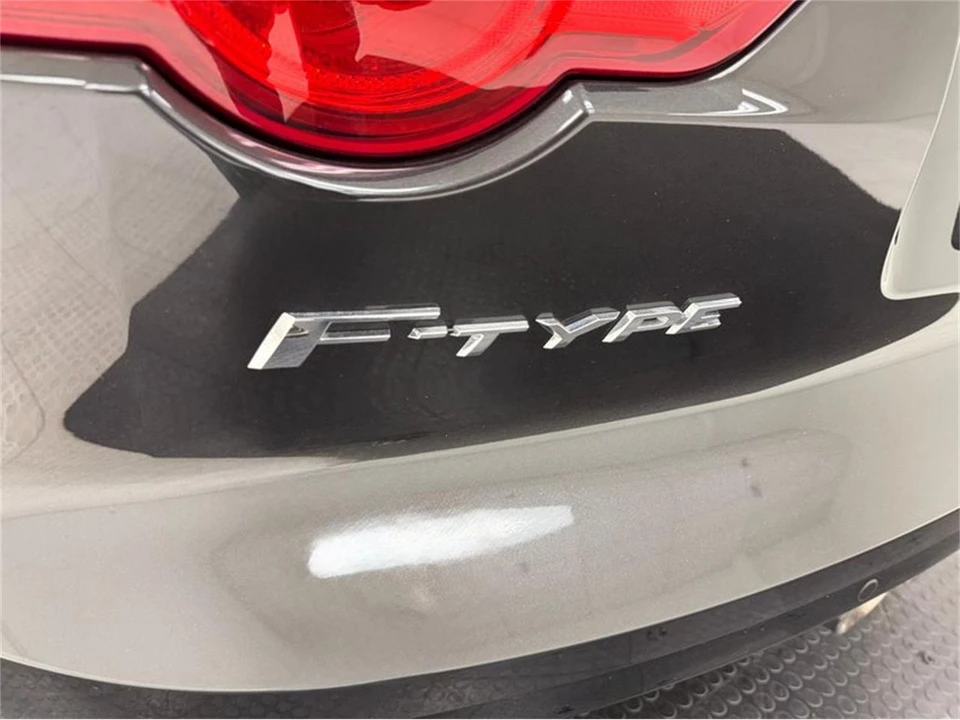 2014 Jaguar F-Type 1st Gen - Image 25 of 31