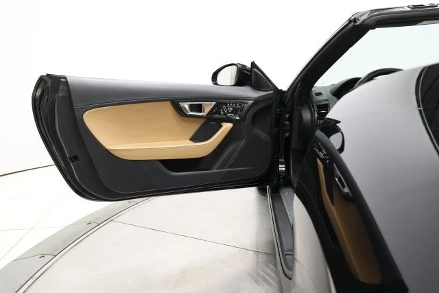 2014 Jaguar F-Type 1st Gen - Image 9 of 12