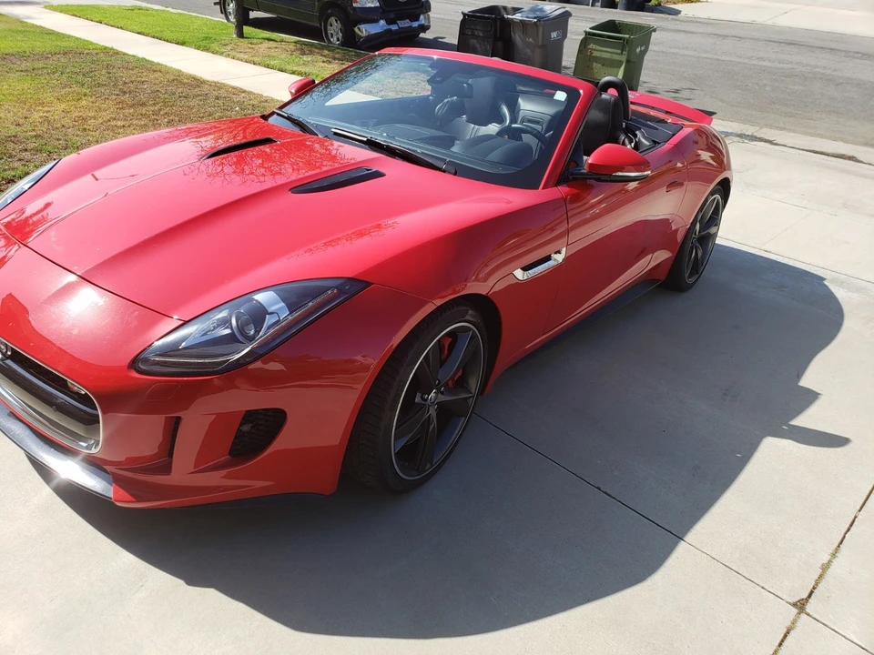 2014 Jaguar - Image 2 of 2