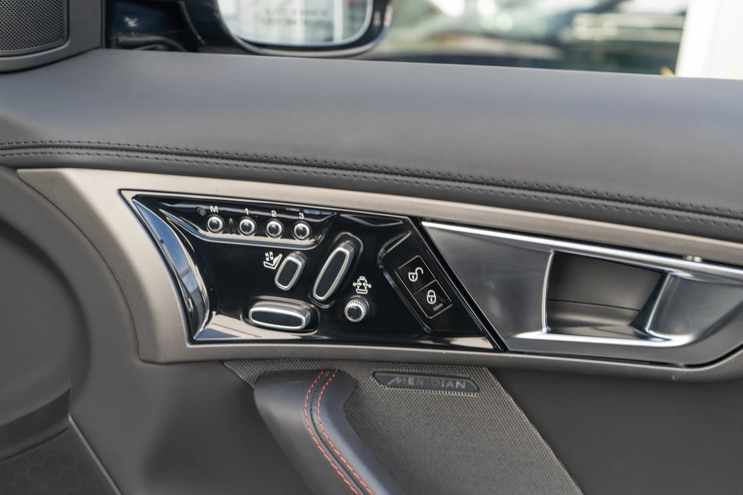 2014 Jaguar F-Type 1st Gen - Image 24 of 31