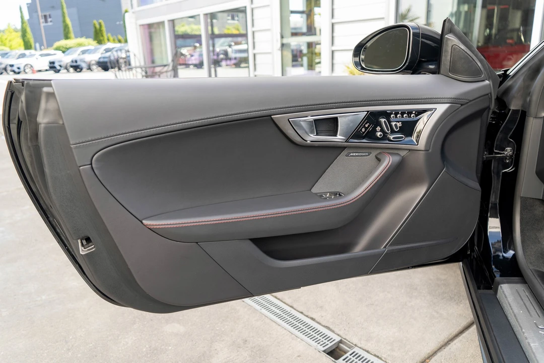 2014 Jaguar F-Type 1st Gen - Image 10 of 31