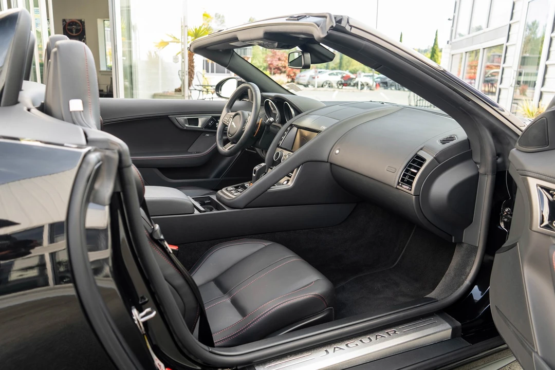 2014 Jaguar F-Type 1st Gen - Image 22 of 31