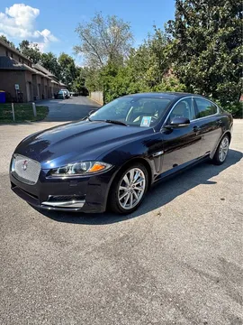 2014 Jaguar XF Luxury Sedan 4D