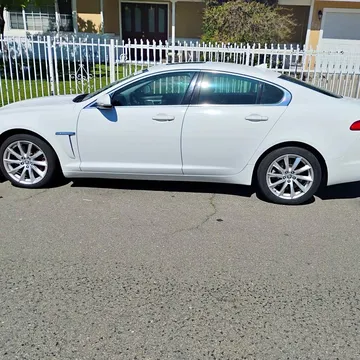 2014 Jaguar XF Premium