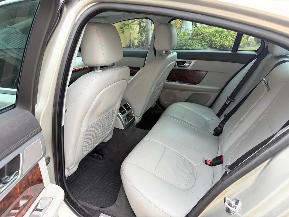 2014 Jaguar X250 XF - Image 11 of 12