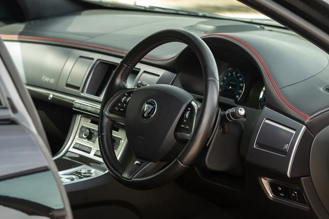 2014 Jaguar X250 XFR - Image 25 of 30