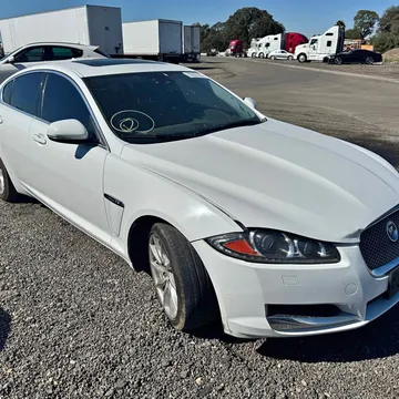 2014 Jaguar XF Sedan