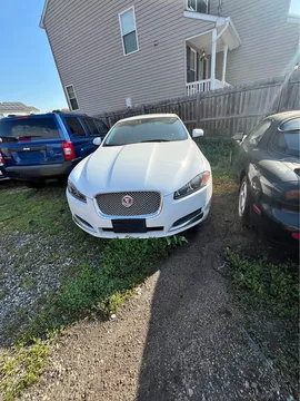 2014 Jaguar XF Sedan