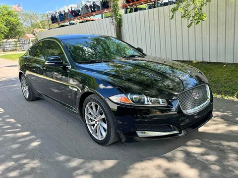 2014 Jaguar XF Sedan