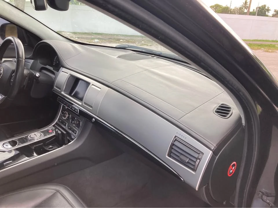 2014 Jaguar X250 XFR - Image 9 of 14