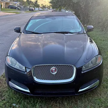2014 Jaguar XF Supercharged Sedan