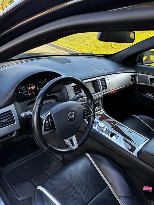 2014 Jaguar X250 XF - Image 10 of 12