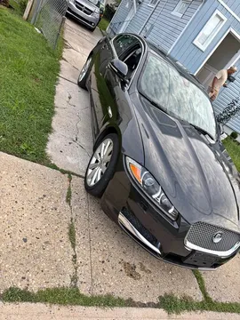 2014 Jaguar XF XF 30t Prestige Sedan 4D