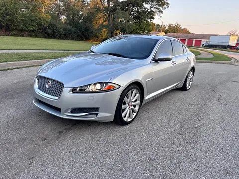 2014 Jaguar XF XF Sedan 4D