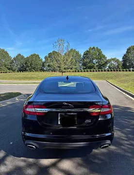 2014 Jaguar XF XF Sedan 4D