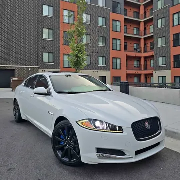 2014 Jaguar XF Supercharged Sedan 4D