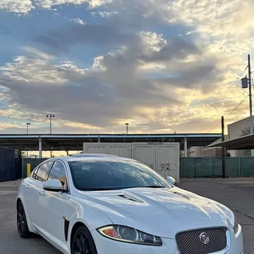 2014 Jaguar XF XF Supercharged Sports Sedan 4D