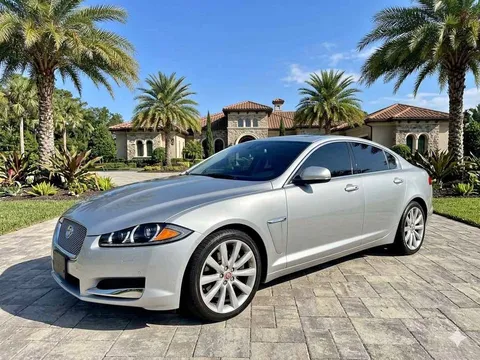 2014 Jaguar XF XF Supercharged Sports Sedan 4D