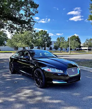 2014 Jaguar XF XF Supercharged Sports Sedan 4D