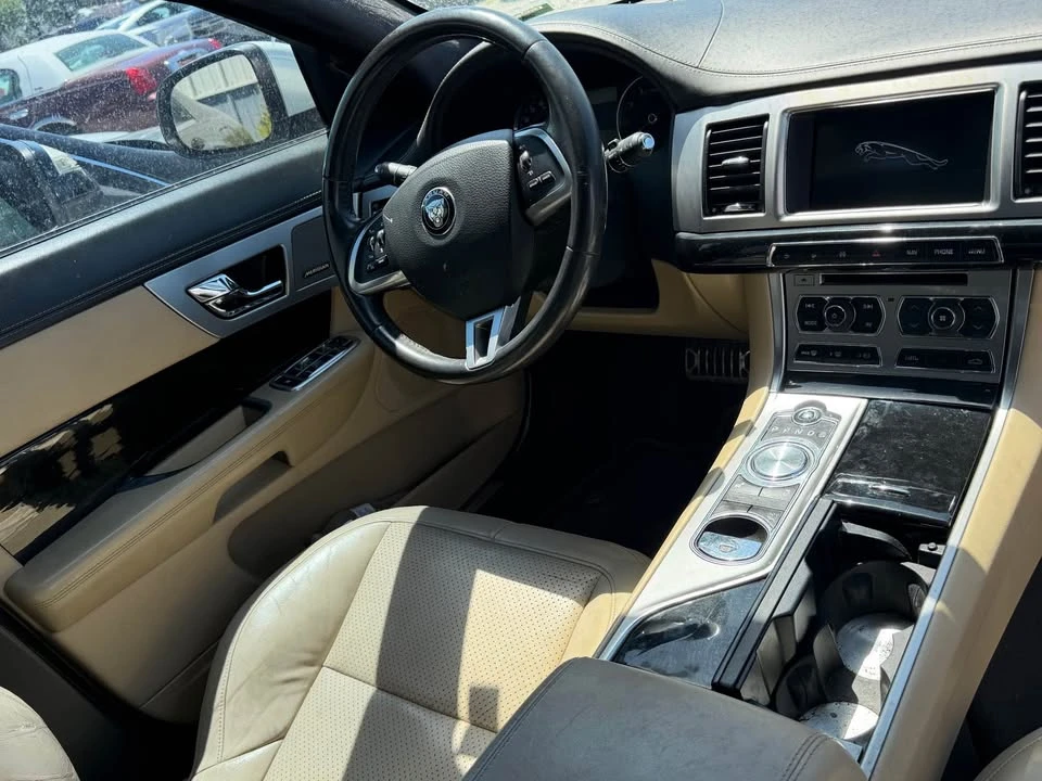 2014 Jaguar X250 XFR - Image 5 of 9