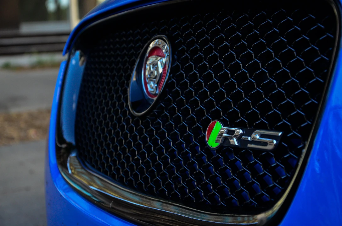 2014 Jaguar X250 XFR - Image 14 of 31