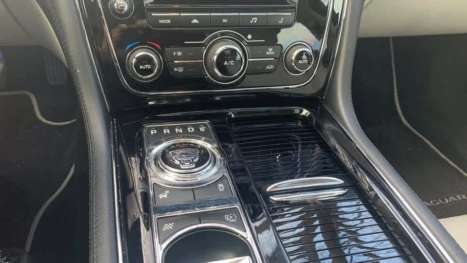 2014 Jaguar X351 XJ - Image 8 of 11