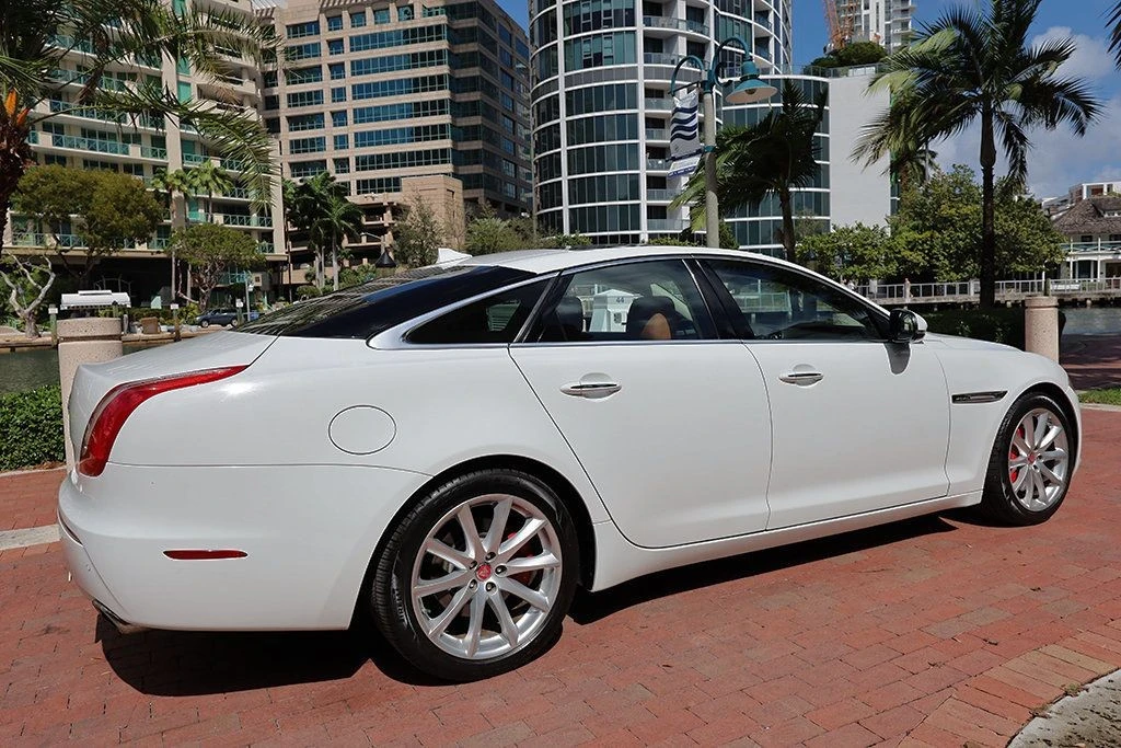 2014 Jaguar X351 XJ - Image 19 of 31