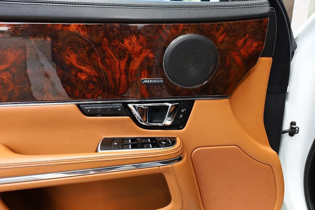 2014 Jaguar X351 XJ - Image 28 of 31