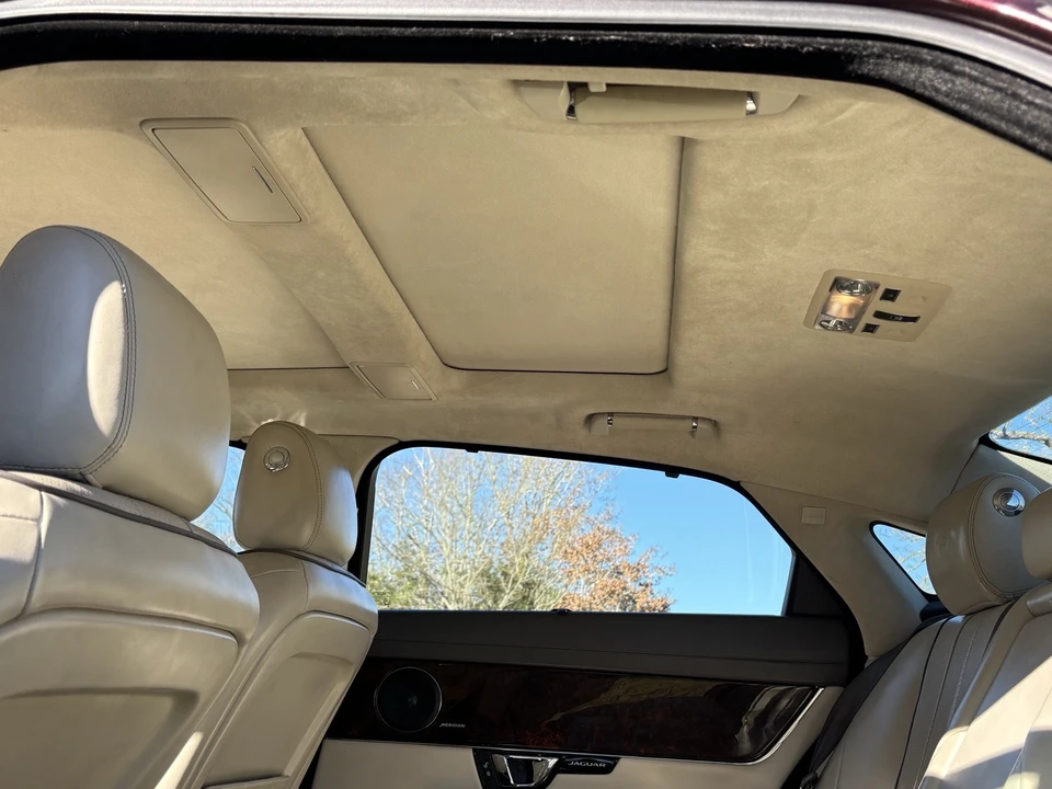 2014 Jaguar X351 XJ - Image 8 of 9