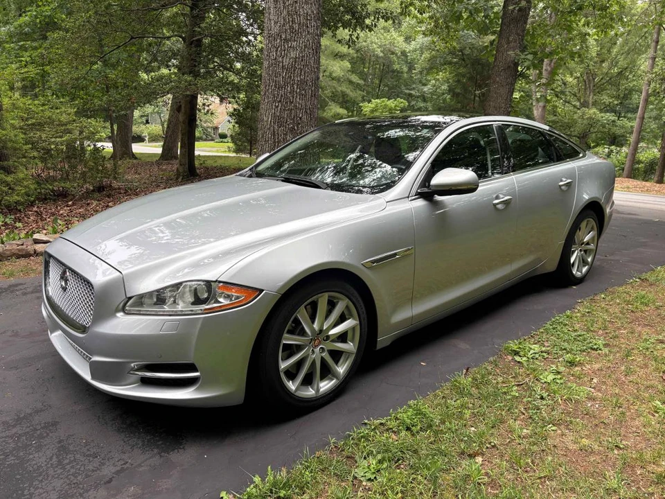 2014 Jaguar X351 XJ - Image 8 of 15