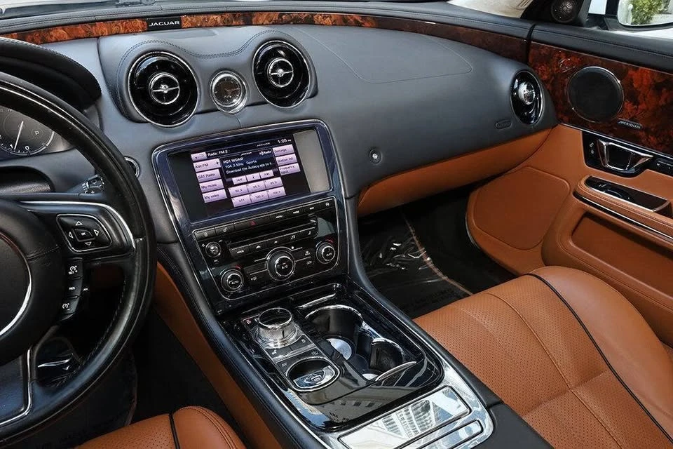 2014 Jaguar X351 XJ - Image 9 of 19