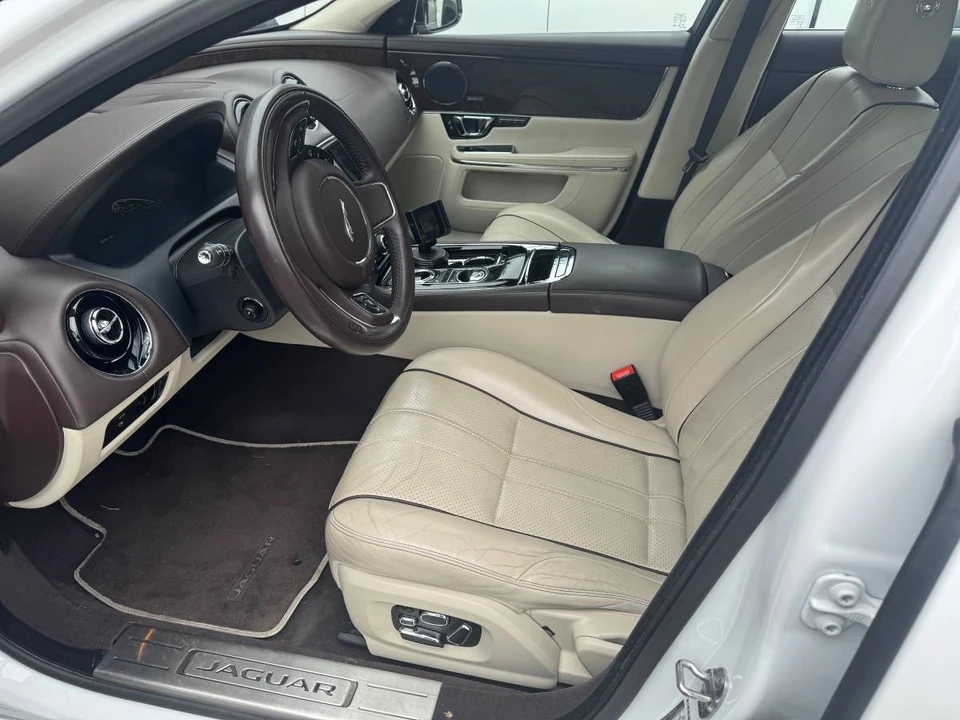 2014 Jaguar X351 XJ - Image 4 of 7