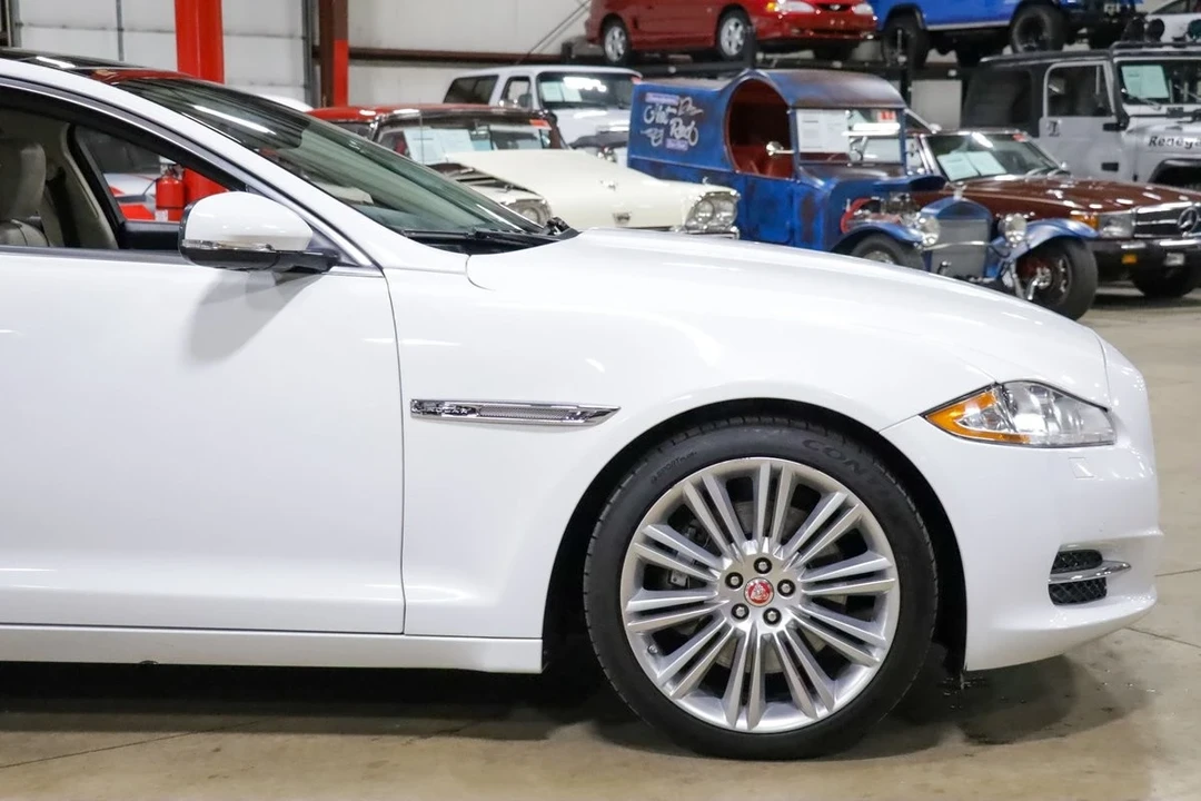 2014 Jaguar X351 XJ - Image 11 of 12