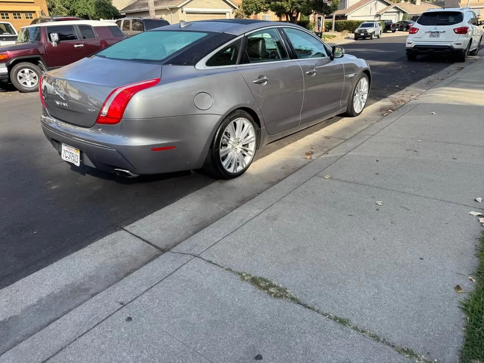 2014 Jaguar X351 XJ - Image 4 of 5