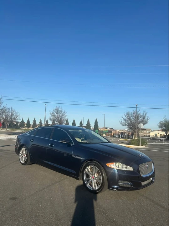 2014 Jaguar X351 XJ - Image 2 of 8