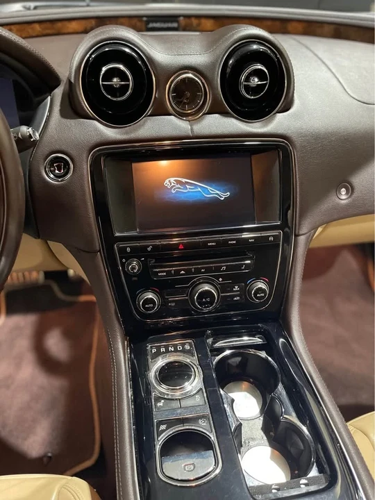 2014 Jaguar X351 XJR - Image 13 of 20