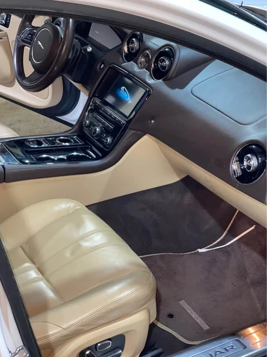 2014 Jaguar X351 XJR - Image 10 of 20