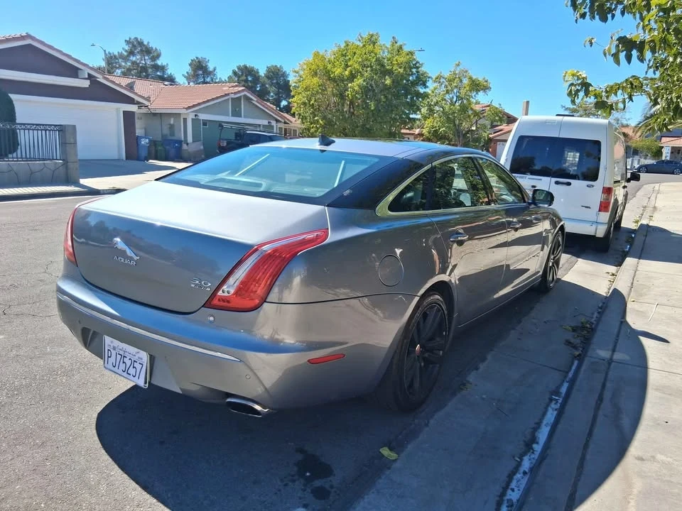 2014 Jaguar XJ Series 4 - Image 14 of 17