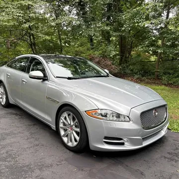 2014 Jaguar XJ XJ Sedan 4D
