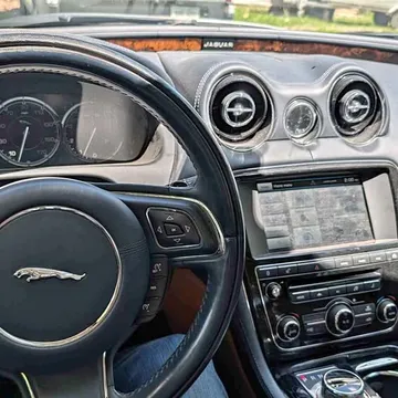 2014 Jaguar XJ XJ Sedan 4D
