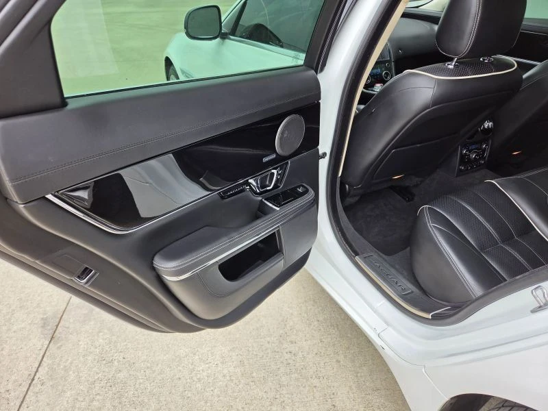 2014 Jaguar X351 XJ - Image 11 of 16
