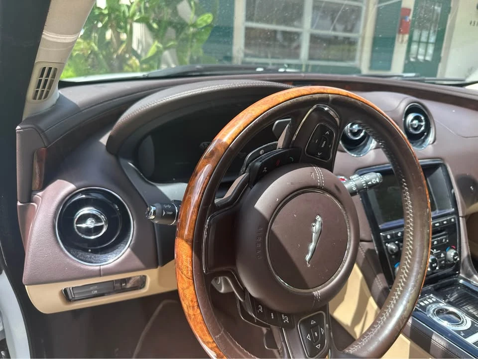 2014 Jaguar X351 XJR - Image 8 of 12